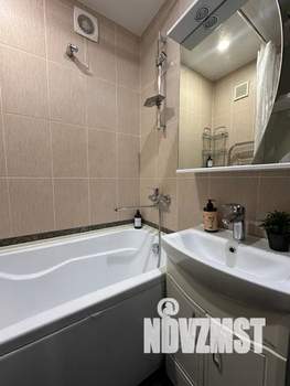 1-к квартира, посуточно, 42м2, 2/10 этаж