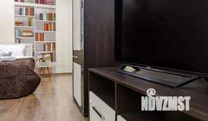 1-к квартира, посуточно, 43м2, 2/18 этаж