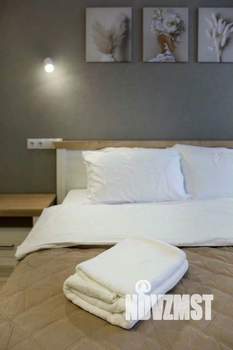 2-к квартира, посуточно, 60м2, 11/18 этаж
