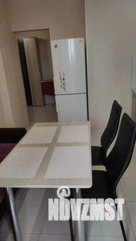 1-к квартира, посуточно, 49м2, 9/16 этаж