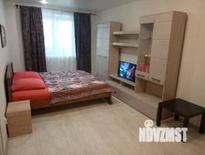 1-к квартира, посуточно, 45м2, 1/10 этаж