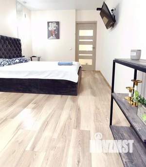 1-к квартира, посуточно, 38м2, 1/1 этаж