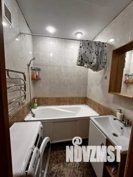 Студия квартира, посуточно, 42м2, 3/17 этаж