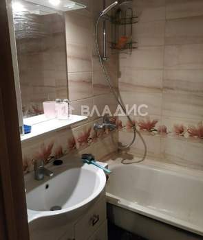 1-к квартира, на длительный срок, 51м2, 3/5 этаж