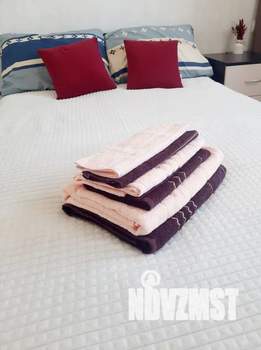 2-к квартира, посуточно, 42м2, 7/19 этаж