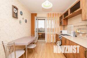 1-к квартира, посуточно, 40м2, 9/9 этаж