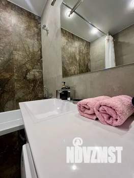 1-к квартира, посуточно, 45м2, 7/18 этаж