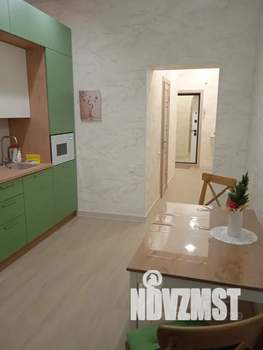 1-к квартира, посуточно, 40м2, 2/8 этаж