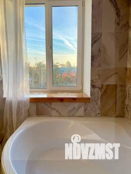 2-к квартира, посуточно, 72м2, 4/4 этаж