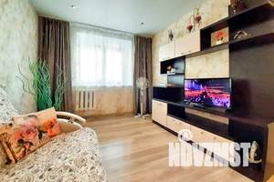 1-к квартира, посуточно, 43м2, 1/12 этаж