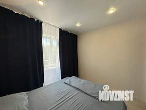 2-к квартира, посуточно, 41м2, 4/19 этаж