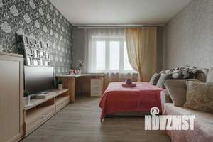 2-к квартира, посуточно, 75м2, 1/1 этаж