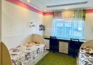 3-к квартира, на длительный срок, 80м2, 1/3 этаж