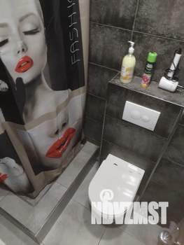 Студия квартира, посуточно, 25м2, 1/18 этаж