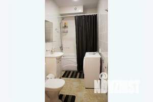 1-к квартира, посуточно, 35м2, 1/18 этаж