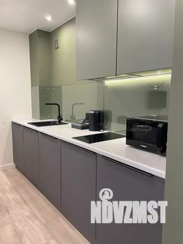 1-к квартира, посуточно, 40м2, 10/18 этаж