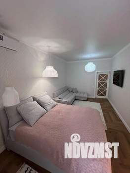 1-к квартира, посуточно, 55м2, 1/1 этаж