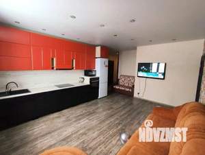 3-к квартира, посуточно, 77м2, 1/1 этаж