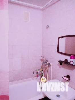 1-к квартира, посуточно, 35м2, 3/9 этаж