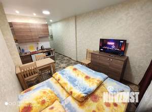 Студия квартира, посуточно, 33м2, 17/17 этаж