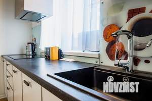 1-к квартира, посуточно, 43м2, 1/4 этаж