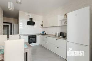 1-к квартира, посуточно, 46м2, 11/16 этаж