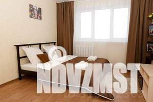 1-к квартира, посуточно, 40м2, 15/16 этаж