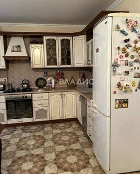 3-к квартира, на длительный срок, 102м2, 1/5 этаж