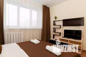 1-к квартира, посуточно, 40м2, 15/16 этаж