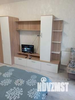 Студия квартира, посуточно, 28м2, 3/17 этаж