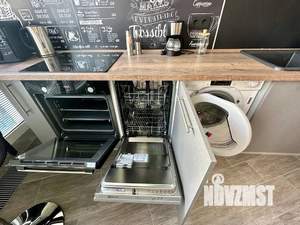 Студия квартира, посуточно, 35м2, 6/14 этаж