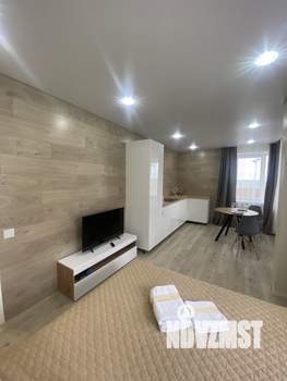 Студия квартира, посуточно, 32м2, 18/19 этаж