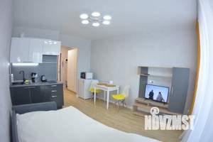 Студия квартира, посуточно, 25м2, 12/18 этаж