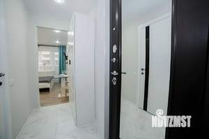 Студия квартира, посуточно, 22м2, 1/18 этаж