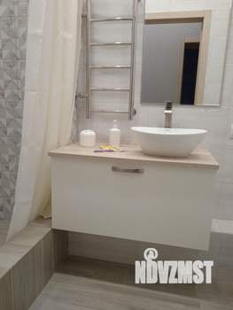 1-к квартира, посуточно, 39м2, 2/8 этаж