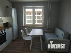 1-к квартира, посуточно, 38м2, 8/17 этаж