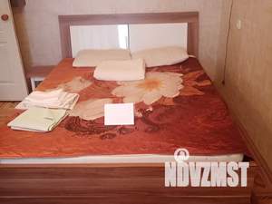 1-к квартира, посуточно, 33м2, 4/9 этаж