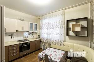 2-к квартира, на длительный срок, 60м2, 1/2 этаж