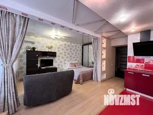 Студия квартира, посуточно, 43м2, 3/10 этаж