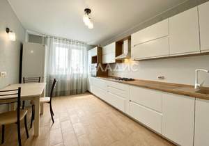 1-к квартира, на длительный срок, 42м2, 10/17 этаж