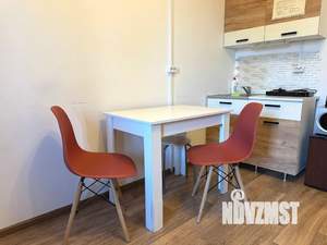 Студия квартира, посуточно, 30м2, 1/17 этаж