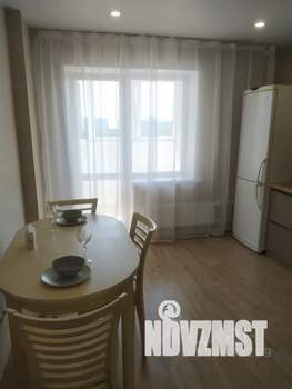 1-к квартира, посуточно, 40м2, 8/20 этаж