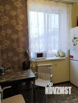 2-к квартира, посуточно, 50м2, 3/3 этаж