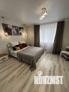 1-к квартира, посуточно, 36м2, 1/1 этаж