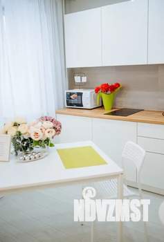 Студия квартира, посуточно, 30м2, 7/10 этаж