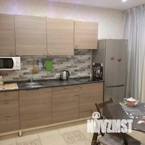 2-к квартира, посуточно, 57м2, 6/17 этаж