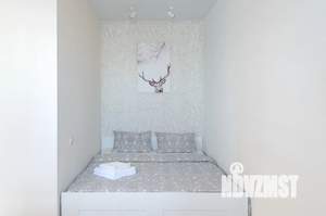 Студия квартира, посуточно, 24м2, 11/14 этаж