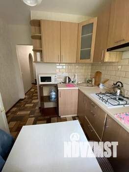 2-к квартира, посуточно, 50м2, 1/5 этаж