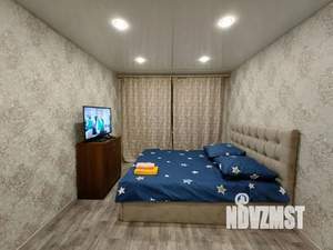 1-к квартира, посуточно, 52м2, 1/5 этаж