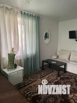 1-к квартира, посуточно, 32м2, 2/4 этаж